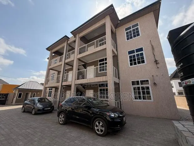 2bdrm Apartment in Ashaley Botwe for rent · Photo 1