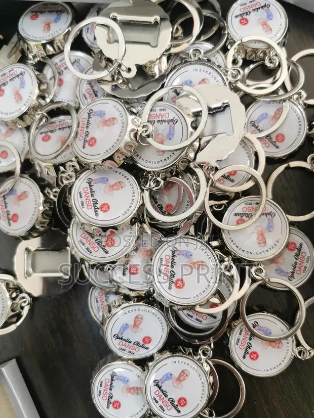 Branded Key Holder · Photo 1