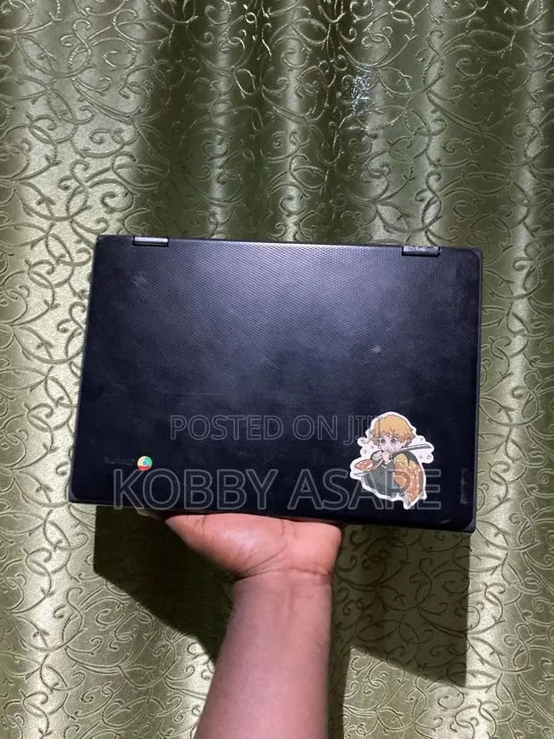 Laptop Lenovo 500e 4GB Intel Celeron eMMC 60GB · Photo 1