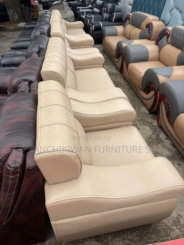 V I P Sofa Sets (Cash on Delivery) · Photo 1