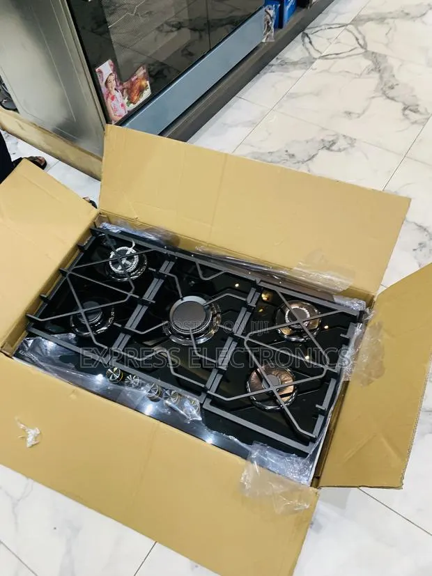 Lovely New Gas Cooker 5burner Built in Kenwood 90cm · Photo 1