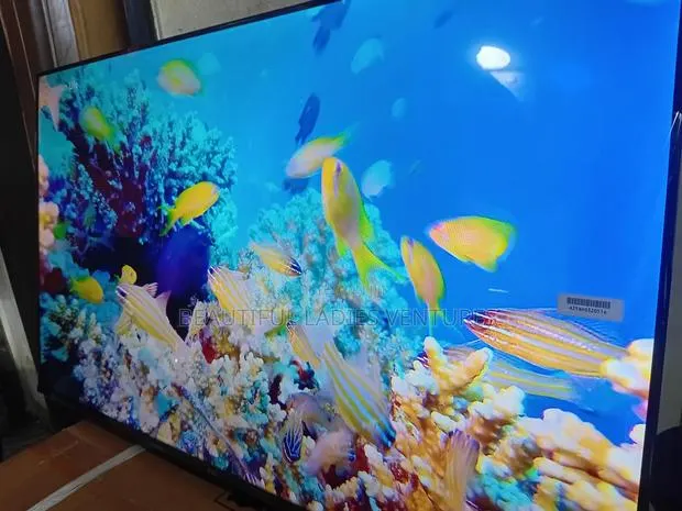 TCL 43” Led Tv – Stunning Picture Quality Sleek Design · Photo 1