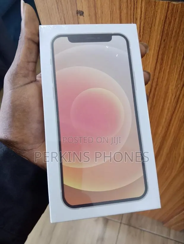 New Apple iPhone 12 64 GB Silver · Photo 1