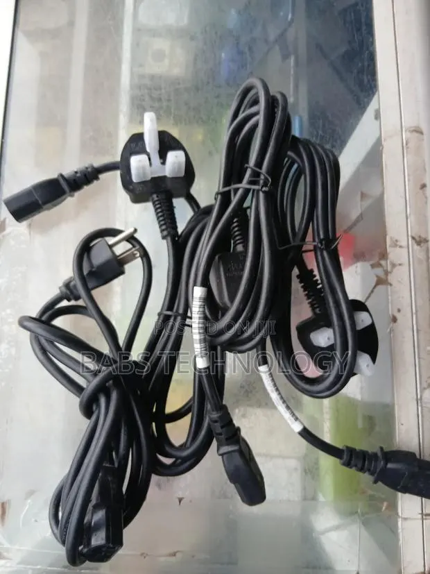 Original New/Homeused Power Cables · Photo 1