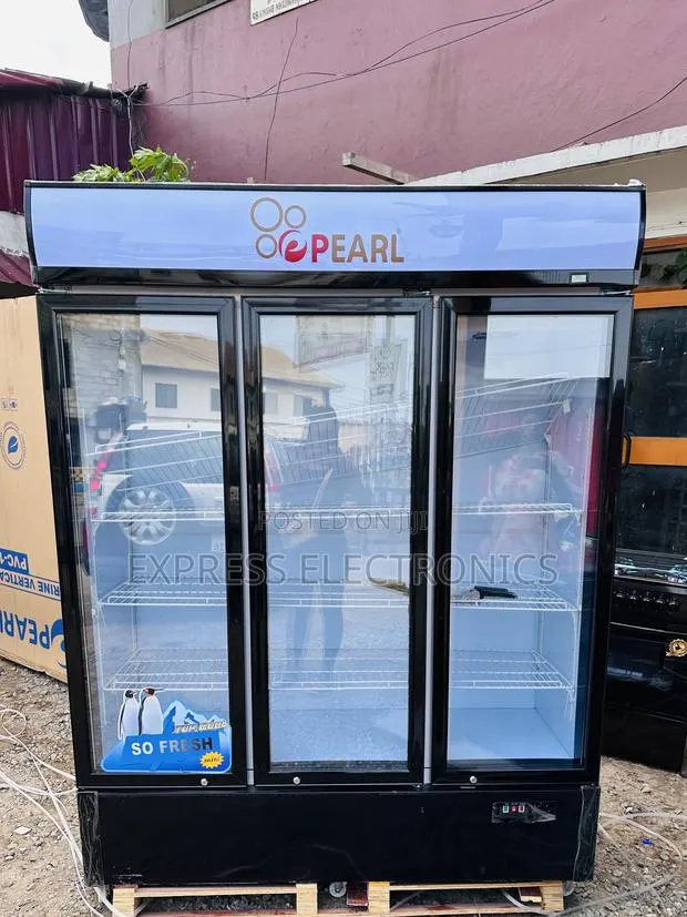 PVC-150 Three Doors Pearl. · Photo 1