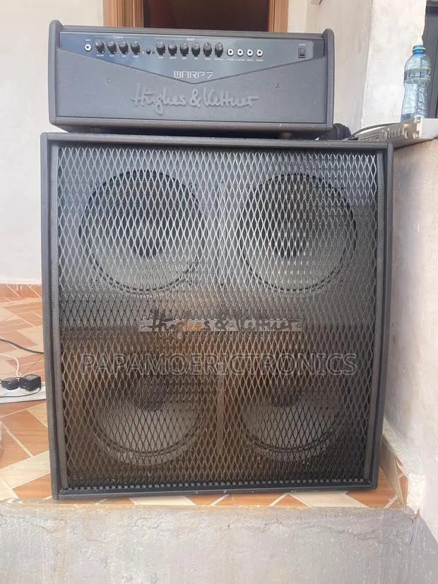 Hughes & Kettner Warp 7 2-Channel 100-Watt 4x12" Solid State Guitar · Photo 1