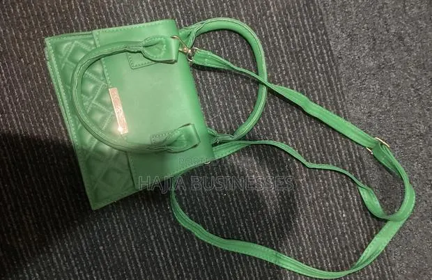 Crossbody Bag · Photo 1