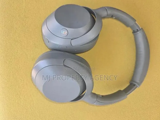 Bluetooth Headset · Photo 1