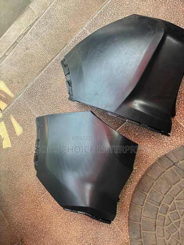 Back Bumper Ends CRV 2019-2020-2023 · Photo 1