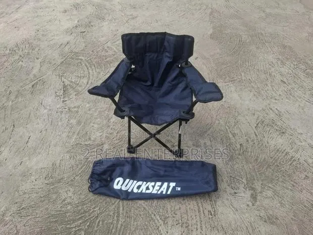 QuickSeat Portable Kids Folding Camping & Beach Chair W Carry Bag · Photo 1