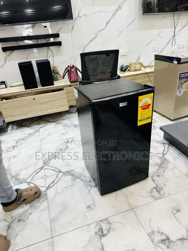 Best Buy for Less Nasco Fridge Table Top Fridge Single Door · Photo 1
