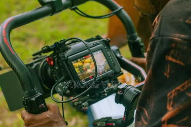 Black Magic Pocket Cenima Camera With Gimbal,Rig Monitor for Rent · Photo 1