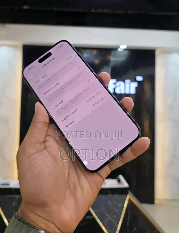 New Apple iPhone 15 Pro 512 GB Black · Photo 1
