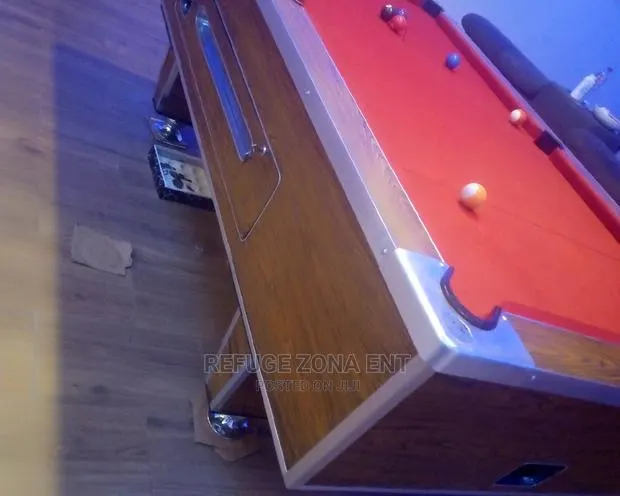 Pool Sticks · Photo 1