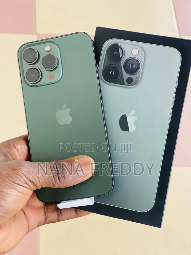 Apple iPhone 13 Pro 128 GB Green · Photo 1