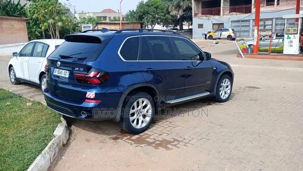 BMW X5 xDrive35i AWD (3.0L 6cyl 8A) 2013 Blue · Photo 1