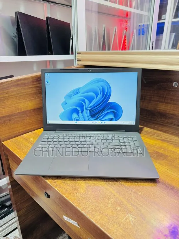 Laptop Lenovo IdeaPad 130 8GB Intel Celeron SSD 128GB · Photo 1