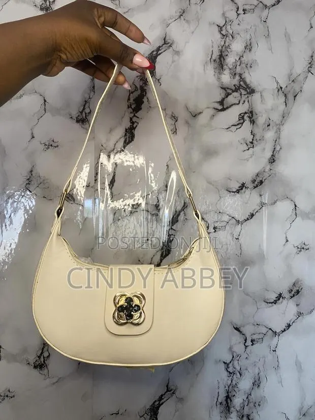 Ladies Bags · Photo 1