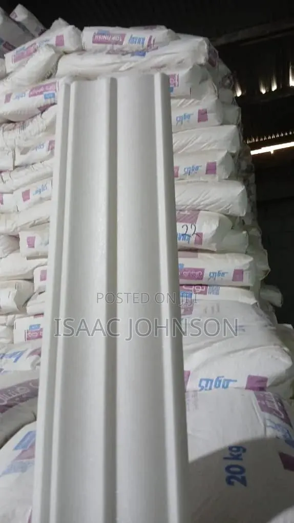 PVC(Styrofoam) Corner Moulding · Photo 1