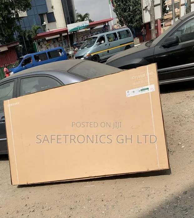Sealed Samsung Uhd Android Frameless 85 Inch Qled Q70c Tv · Photo 1