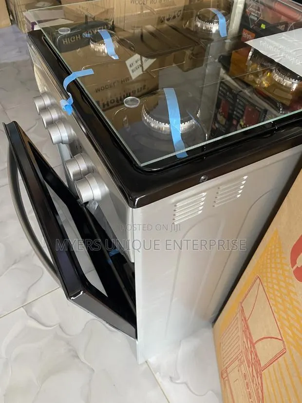 Unitek 4 Gas Burner Cooker(Cook + Bake in One Appliance) · Photo 1