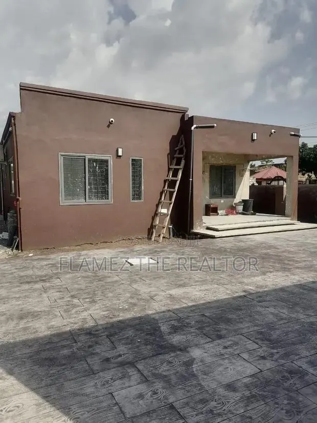 3bdrm House in Reggies Court Estate, Amasaman for sale · Photo 1