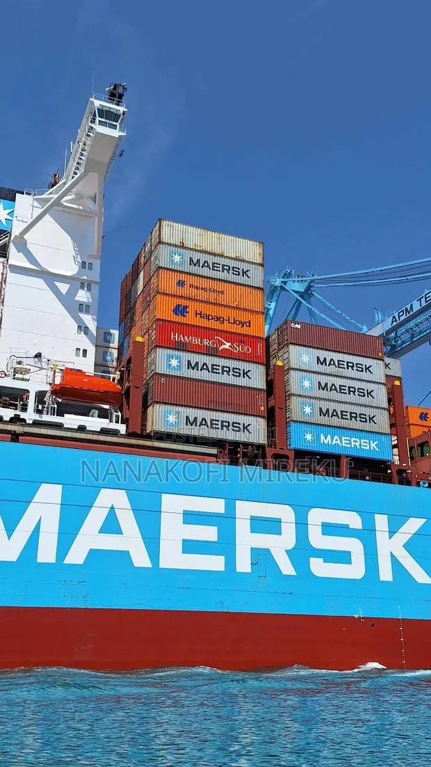 Shipping Clearing Agent · Photo 2