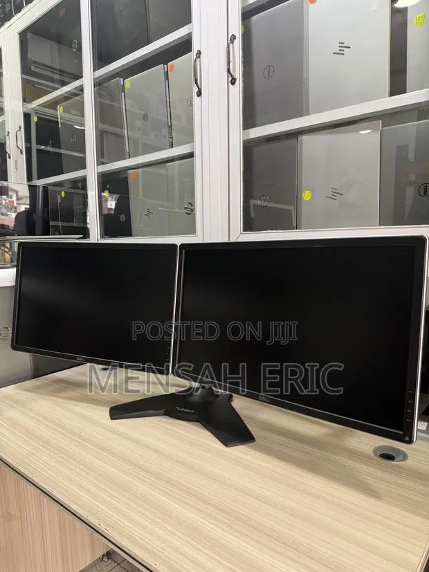 Dual Monitors · Photo 1