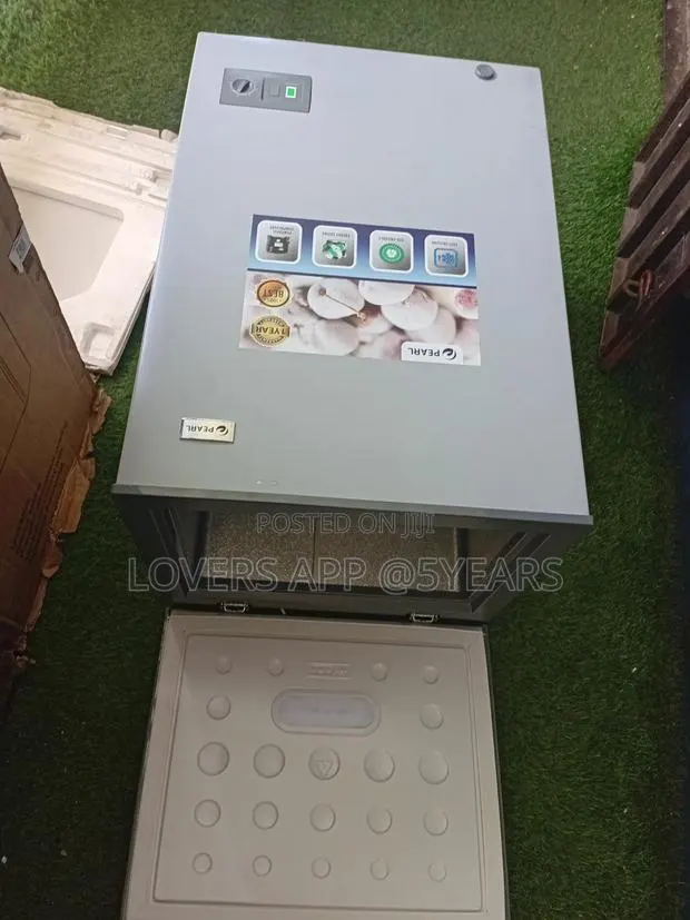 Pearl Mini Fridge 98l – Ideal for Home Office Use · Photo 1