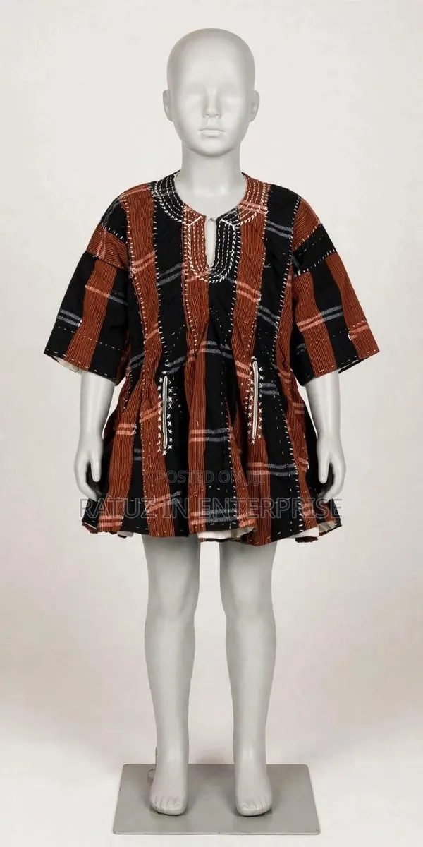 Smocks for Children, 4-6 Years · Photo 1