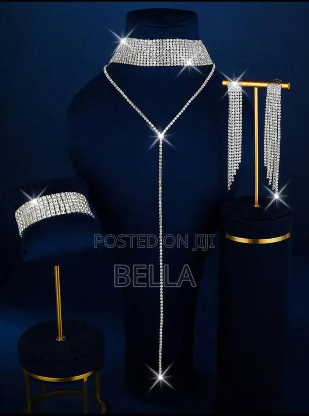 Ladies Jewelry · Photo 1