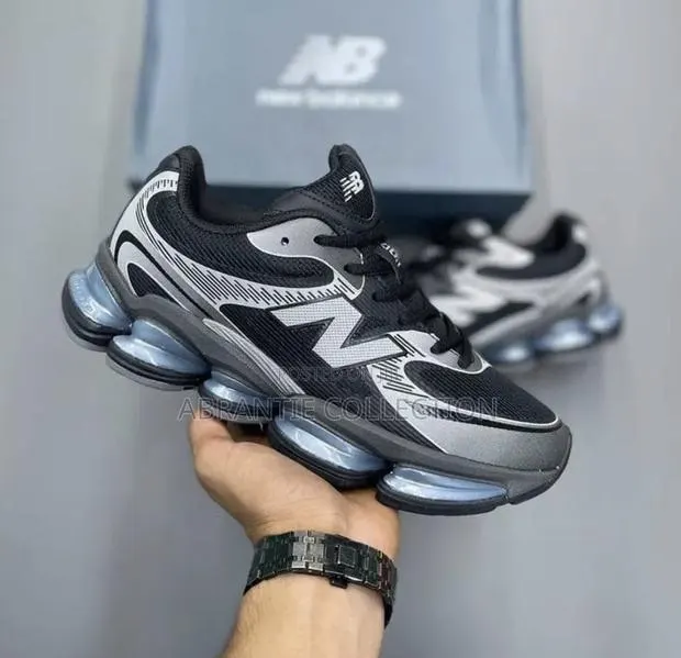 Black/Grey New Balance Absorb 2000 · Photo 1