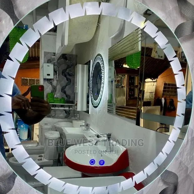Mirror (Smart Touch LED) · Photo 1
