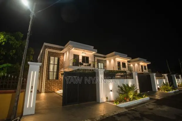 4bdrm House in Bn Estate, Spintex for sale · Photo 1