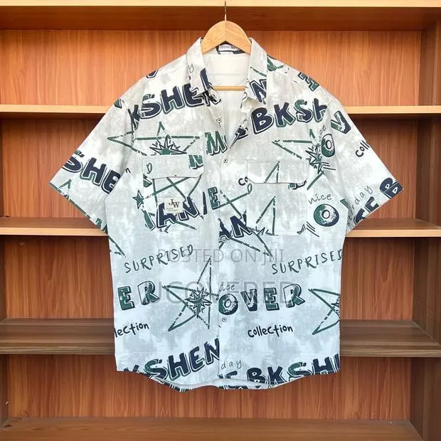 High Quality Unique Casual Short Sleeves · Photo 1