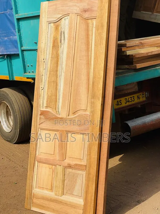 Single Face Wooden Doors · Photo 1