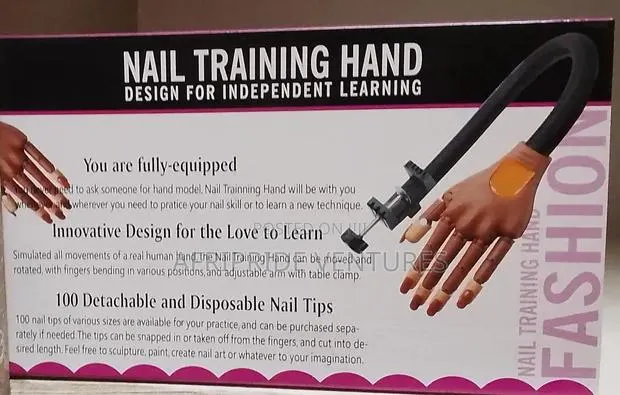 Professional Nail Training Hand · Photo 1