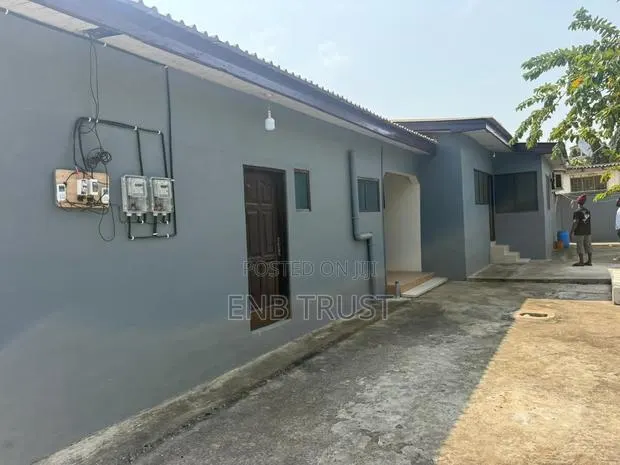 2bdrm Apartment in Onyinase, Last Stop for rent · Photo 1