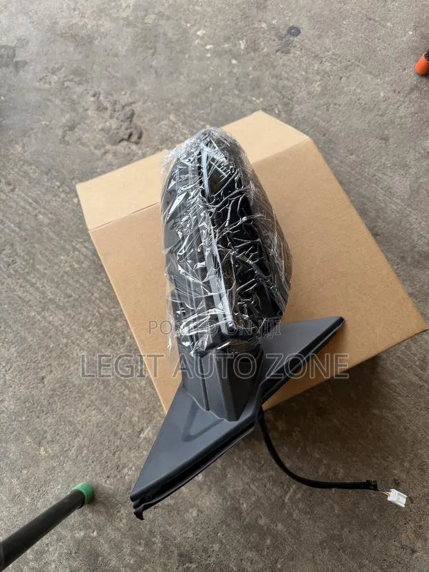 Honda Civic 2016,2018,2017,2019,2020,2021, Driving Mirror Available · Photo 1