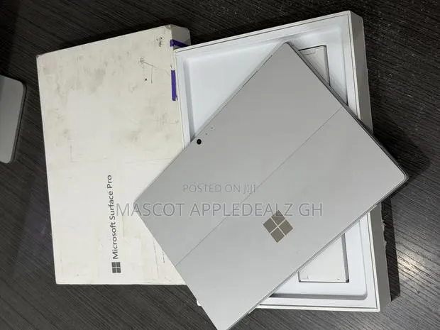 Microsoft Surface Pro 1 TB · Photo 1