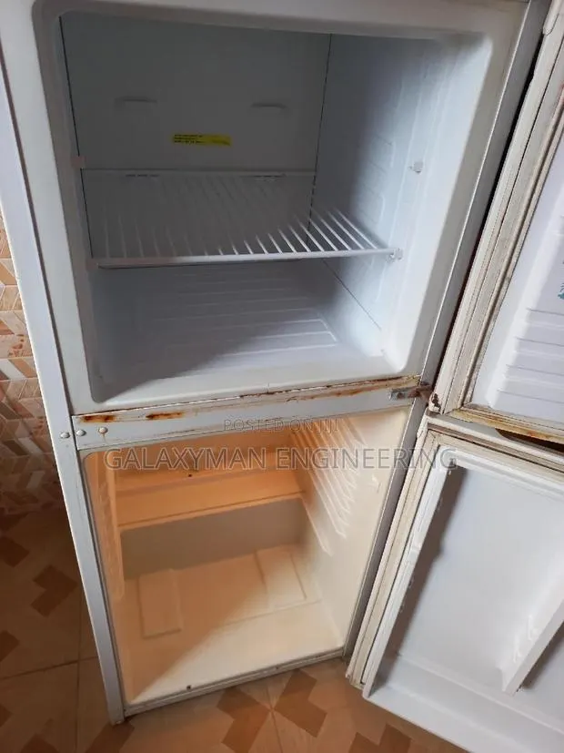Fridge Repairs · Photo 1