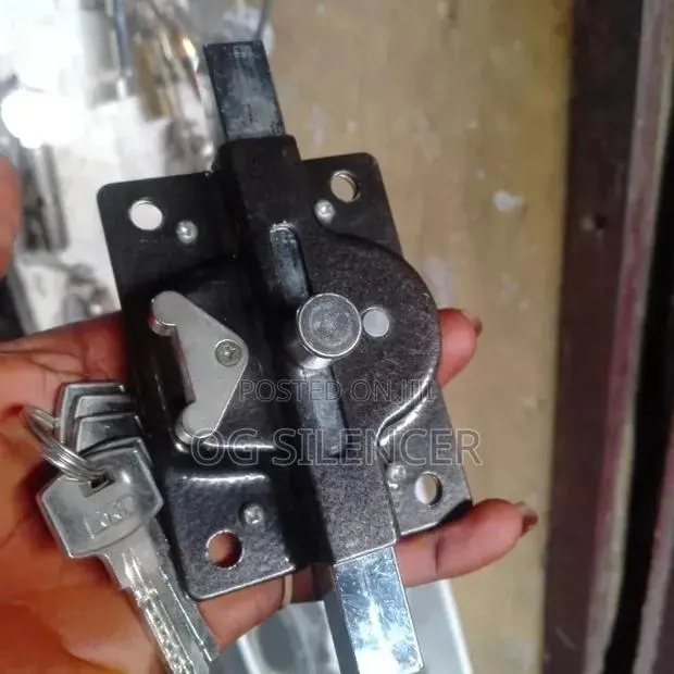 Gate Lock/RIm Locks · Photo 1