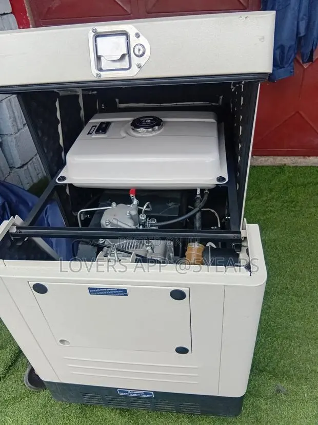 Persuasive Uk-Model Diesel Engine 15kva Generator · Photo 1