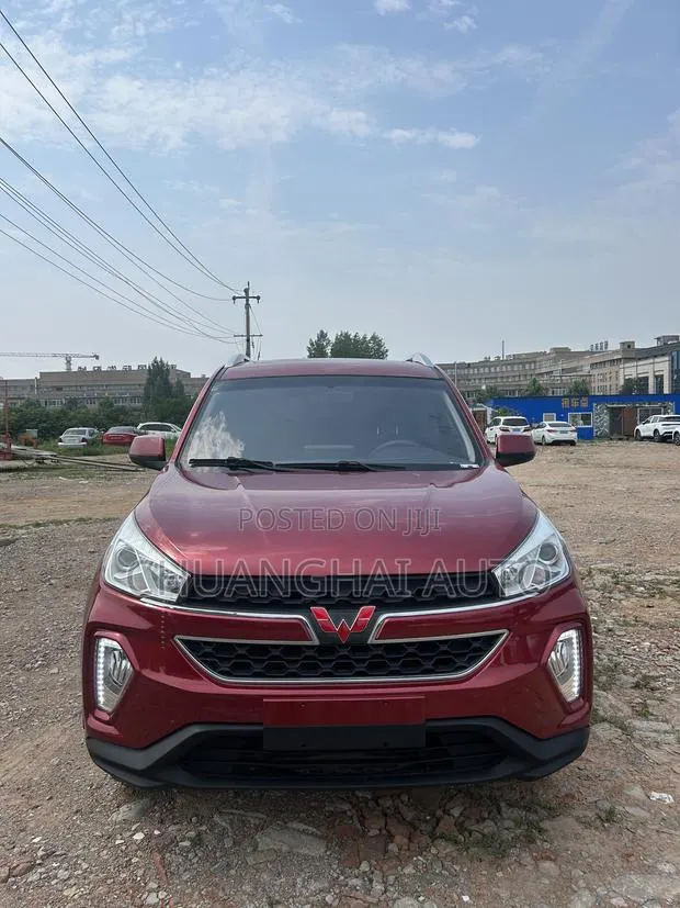 Wuling Hongguang S3 2018 Red · Photo 1