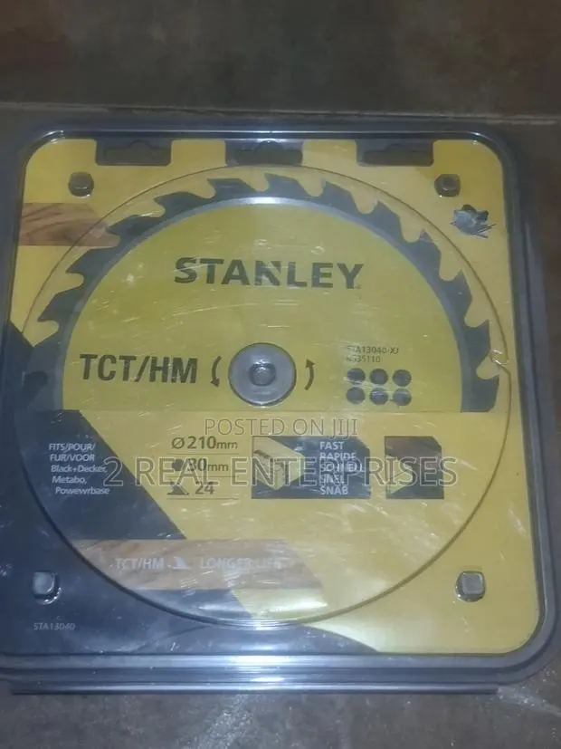 Stanley TCT Circular Saw Blade 210mm X 30mm 24T (STA13040) · Photo 1