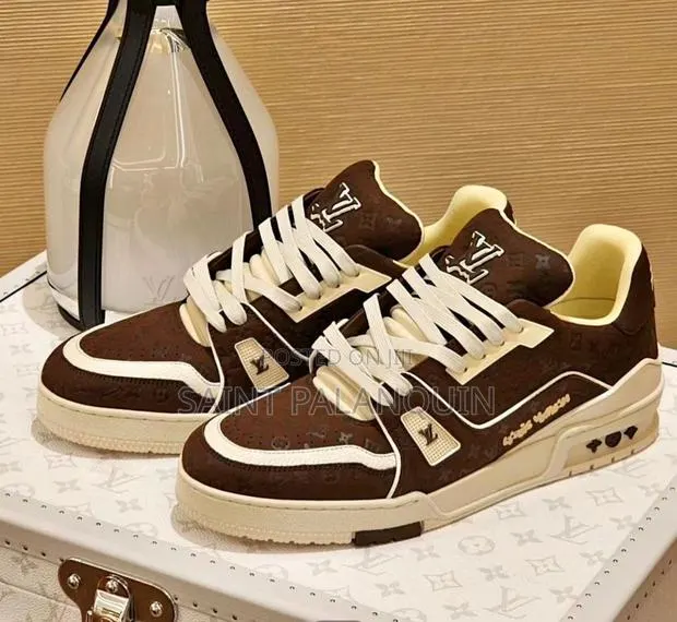 Louis Vuitton Unisex · Photo 1