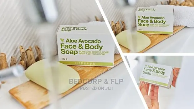Avocado Face and Body Soap | With Aloe · Photo 1