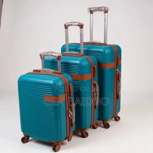 3-Set Plastic Travelling Suitcase (Premium Travel Bags) · Photo 1