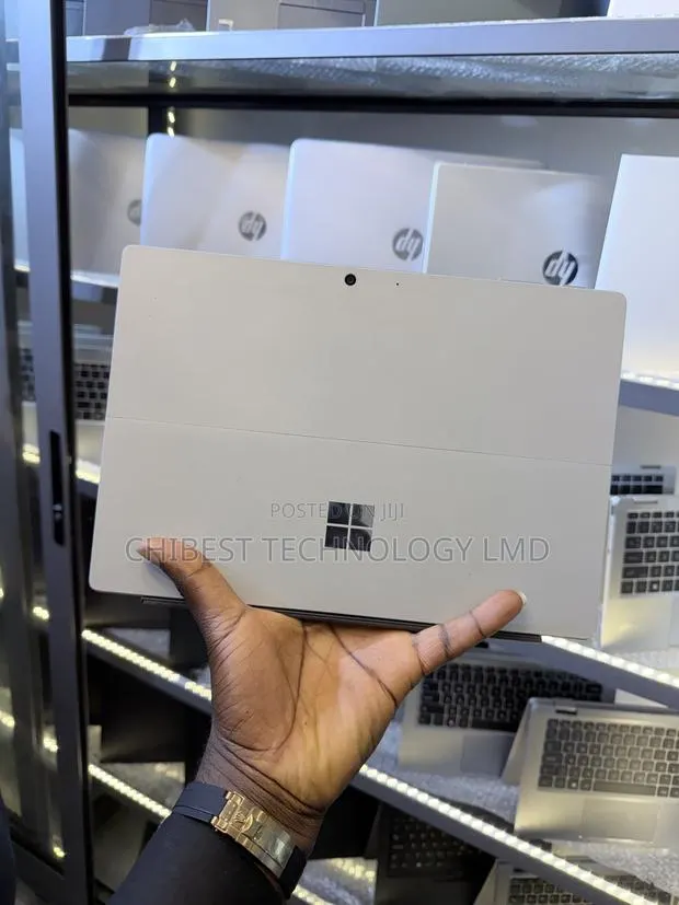 Laptop Microsoft Surface Pro 7 8GB Intel Core i5 SSD 128GB · Photo 1