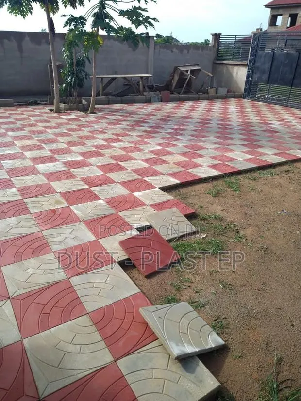 Slabs , Pavement and Blocks · Photo 1